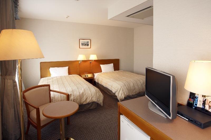 Jr-East Hotel Mets Tsudanuma Narashino Extérieur photo